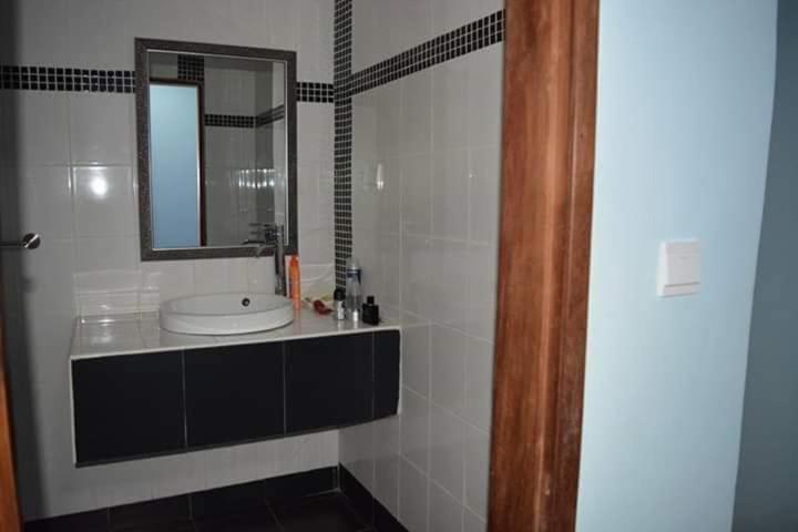 Auberge Bouloulou Boueni Εξωτερικό φωτογραφία